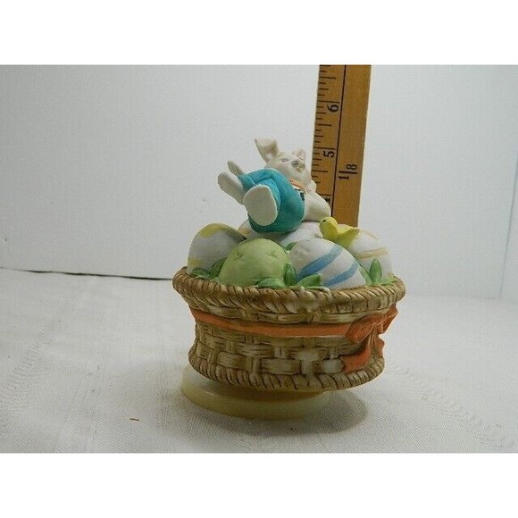 Brinn's Rotating Easter Bunny Musical Box Bunny on Eggs in Basket Wind Up Tested - Picture 6 of 9